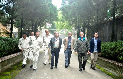 2016年12月2日，永春縣政法委書記走訪永春分公司。（陳宏金）[2].jpg