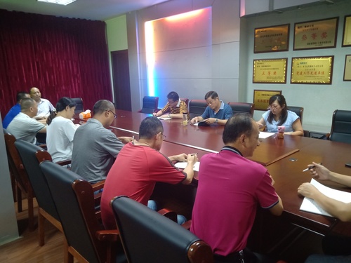 爆破綜合辦 公司紀(jì)委書記曾開鋒到民化爆破、閩能銷售公司開展廉政談話.jpg