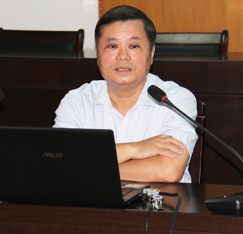 羅聯(lián)河：公司黨委組織召開2018年度第8次中心組學習04.jpg