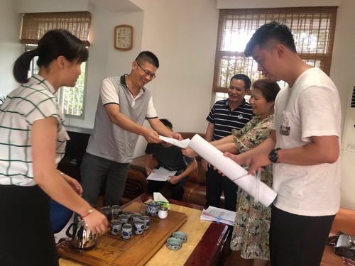 烽林吳淑英：“送政策，到企業(yè)”宣傳活動(dòng)現(xiàn)場_調(diào)整大小.jpg