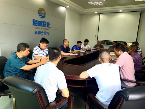 ?？朴来?劉敏 泉州市交通運(yùn)輸局第二專(zhuān)項(xiàng)督查小組到永春分公司開(kāi)展道路危險(xiǎn)貨物運(yùn)輸安全生產(chǎn)工作專(zhuān)項(xiàng)督�?_調(diào)整大小.jpg