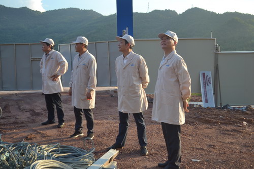 吳瑤：機電（控股）公司黨委委員、副總經理吳大文到龍巖分公司調研指導江山炸藥生產基地邊坡治理二期工程工作_調整大小.JPG
