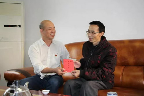 烽林葉彤：慰問(wèn)現(xiàn)場(chǎng)_調(diào)整大小.jpg