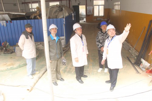 格式工廠福安胡廷淦：圖為顏建議到福安分公司調(diào)研指導(dǎo)工�?(3).jpg